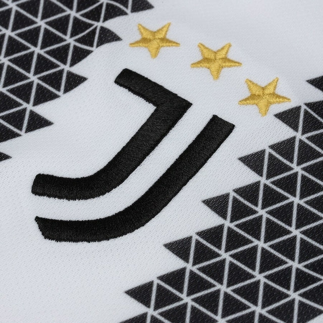 Camisola Juventus I 22/23 - Branco e Preto