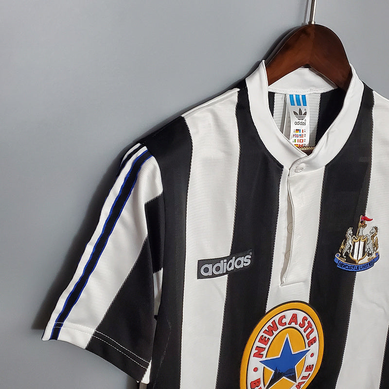 Camisola Newcastle Retrô 1995/1997 - Preta e Branca